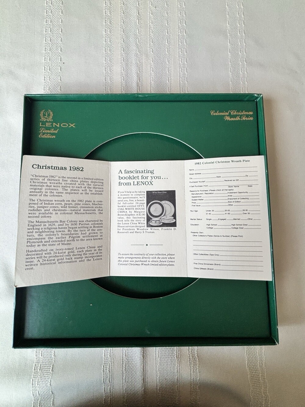 Lot of 3 Lenox Colonial Christmas Wreath Plates 1982 1983 1984 Boxes Pamphlets - Picture 9 of 16